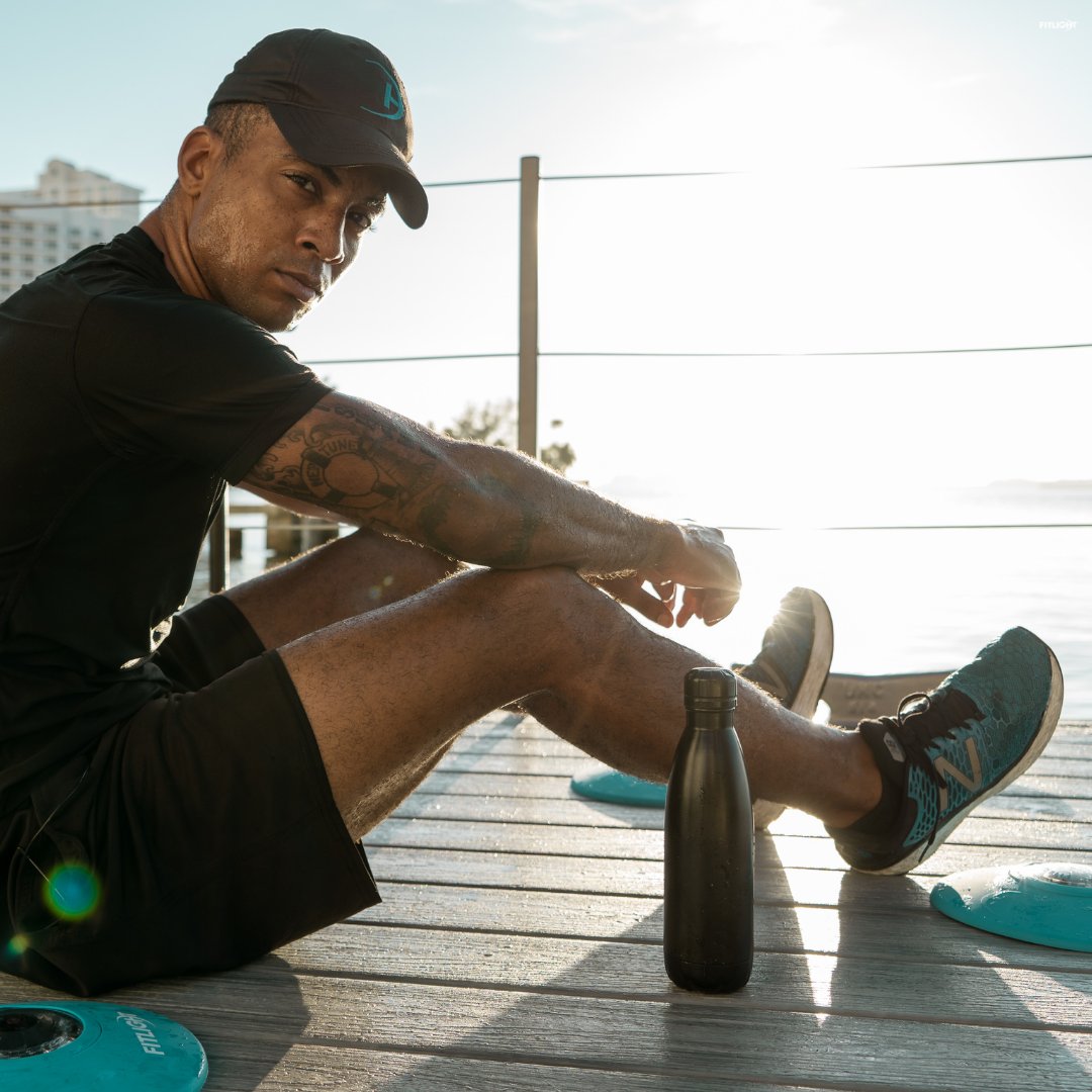 Fitlight's tweet image. Celebrating Fashionable Fathers! With a purchase of any system, choose from one of our branded apparel items 🧦🧢👕 (Code: FLDAD) Act fast (while supplies last) #FathersDay #fitlight #seethelight #giftwithpurchase