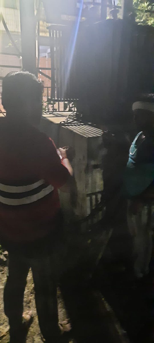 LesaLko's tweet photo. Night'patrolling in Rajnikhand and Vrindavan to insure uninterrupted 24*7supply @UPPCLLKO @mvvnllkocis @ashish_for_u @aksharmaBharat @MVVNLHQ @mduppcl @ChairmanUppcl @MVVNLmd https://t.co/XdT8vcBr8v