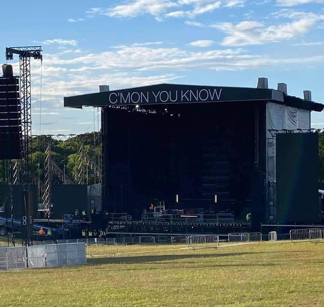 Mainly Oasis tweet media