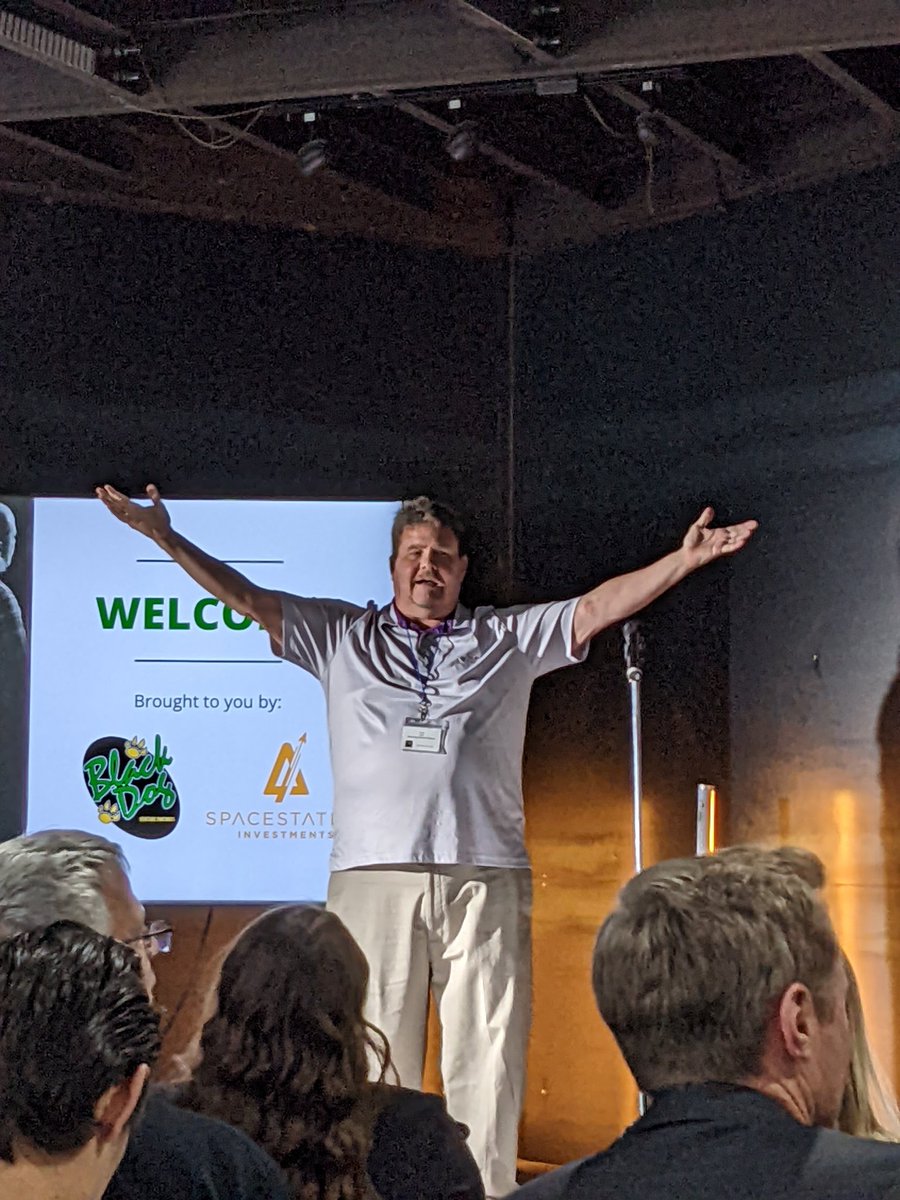 TompsonJody's tweet photo. Attending VC Fast Pitch #blackdogceo https://t.co/3ZB8NcJzLB