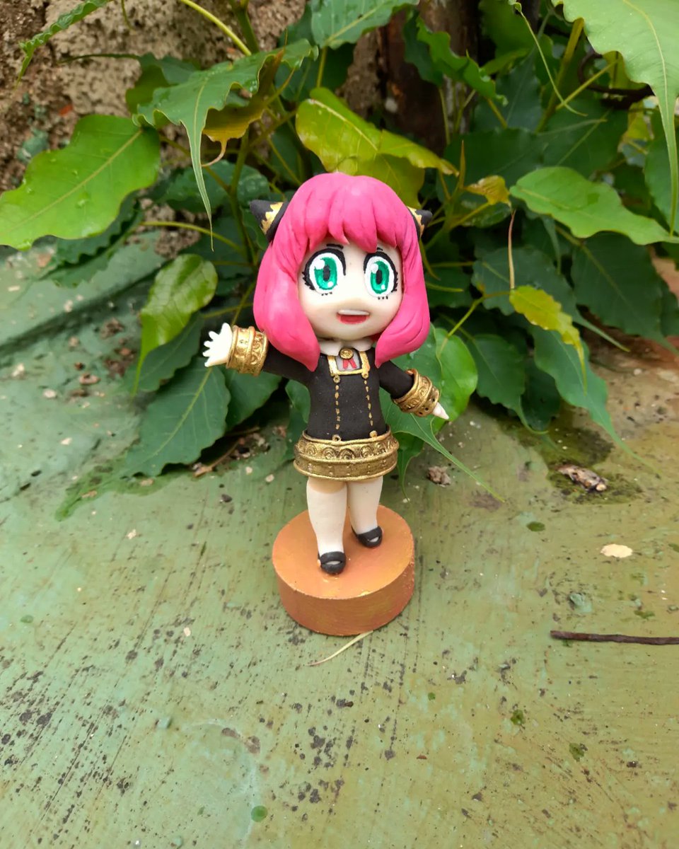 Ahora si!!!! Hay que sacarle provecho a las criticas de los clientes😍 yo me quejo mucho de los exigentes🤧 pero la verdad creo que sin ellos no lograria que me quedaran parecido los personajes🥺♥️
#SPYxFamily #handmade #animegirl