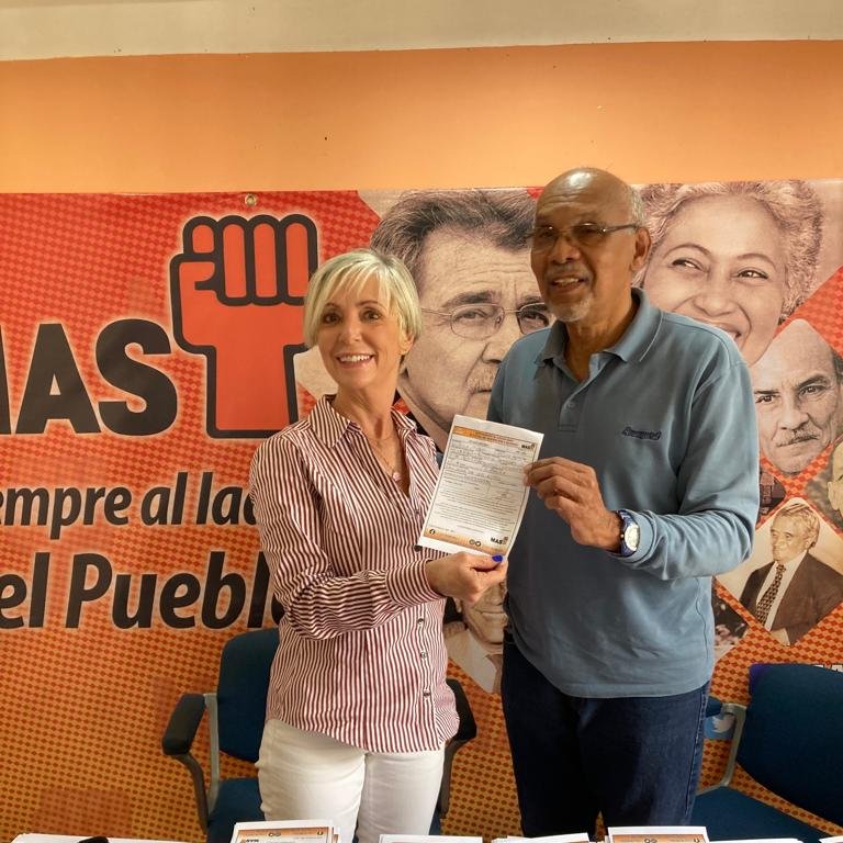MAS_VENEZUELA's tweet photo. #2Jun Autoridades del MAS, Felipe Mujica, Segundo Meléndez y María Verdeal, realizaron su reinscripción al partido durante el censo de la militancia masista. 

¡Aún tienes tiempo, regístrate y participa!

#MASVenezuela #PartidoPolitico #Militantes #Inscripción #Recenso https://t.co/HVAVyZ65A7