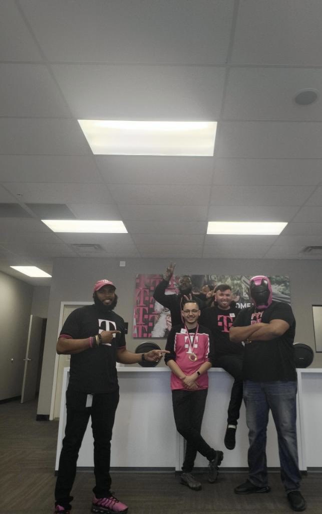 staylor0515's tweet photo. Join me in celebrating my Locust Grove, GA Store, and a special shout out to Alejandro winning🥇for the store! @JonFreier @LegetteKevin @Ovais_L @Bond_JarredBond https://t.co/wyYeOmlOYE
