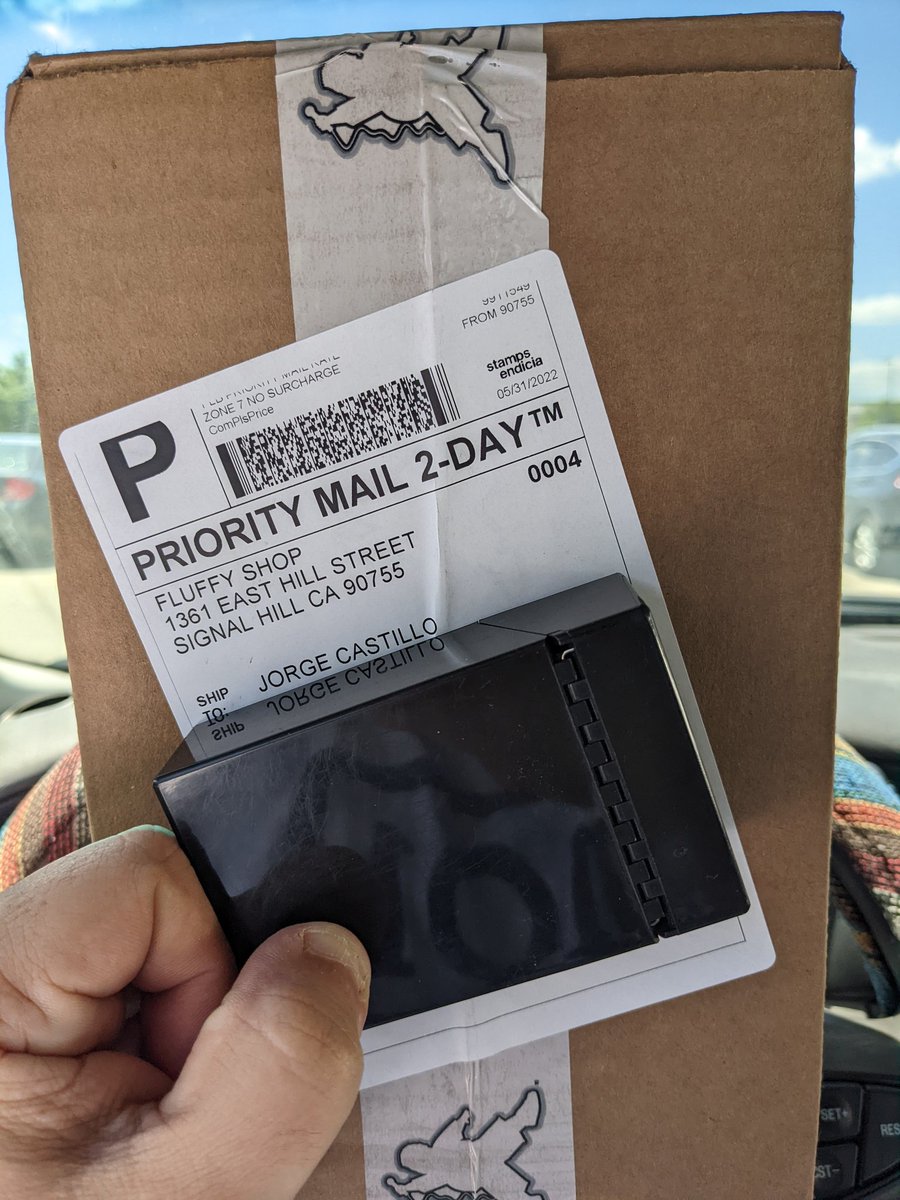 _JO_CA_'s tweet photo. #mailcall @fluffyguy got it today and came in perfectly!! Ty!!! https://t.co/qFSO8oOlsj