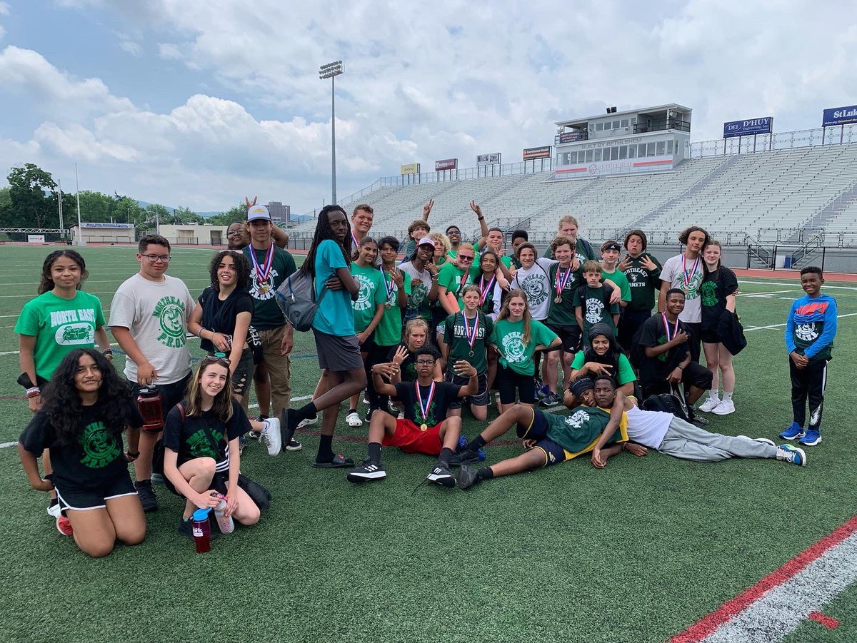 MrsMinotti's tweet photo. Way to go, Northeast!💚 @NEMScommunity @BethlehemAreaSD https://t.co/2X0dA2fpU6