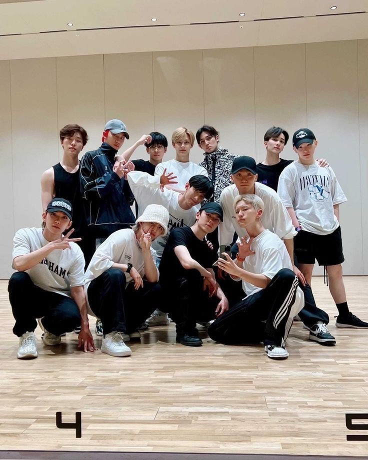 cherrykyeomie's tweet photo. @_scoupsbestboy THANK YOU SO MUCH FOR THE GA!
#FaceTheSun_2MSeller #세븐틴 #SVT_HOT https://t.co/maqpd5c55p