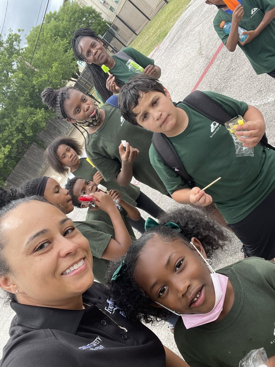 OP_FortWorth's tweet photo. Safety and Support is an OPFW Pillar of Success. Rivertree students enjoyed Field Day and received relevant safety tips to carry with them throughout the summer #opfw #safetyandsupport #rivertreeacademy #fwpd https://t.co/qrji36eZz2