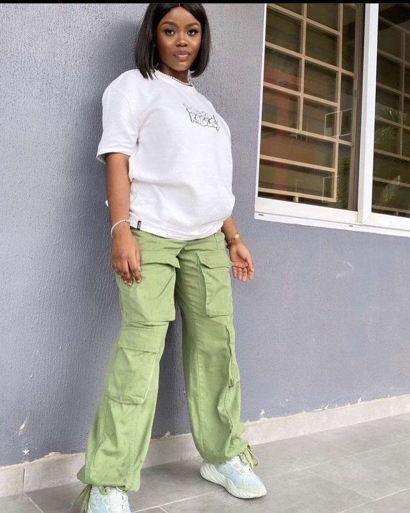 tillyakuanipaa's tweet photo. #OneplayRadio 7pm fashion review of this @Gyakie_ look with @RealGuYGuYTinZ don’t miss the Twitter space https://t.co/L0INA9C4TM
