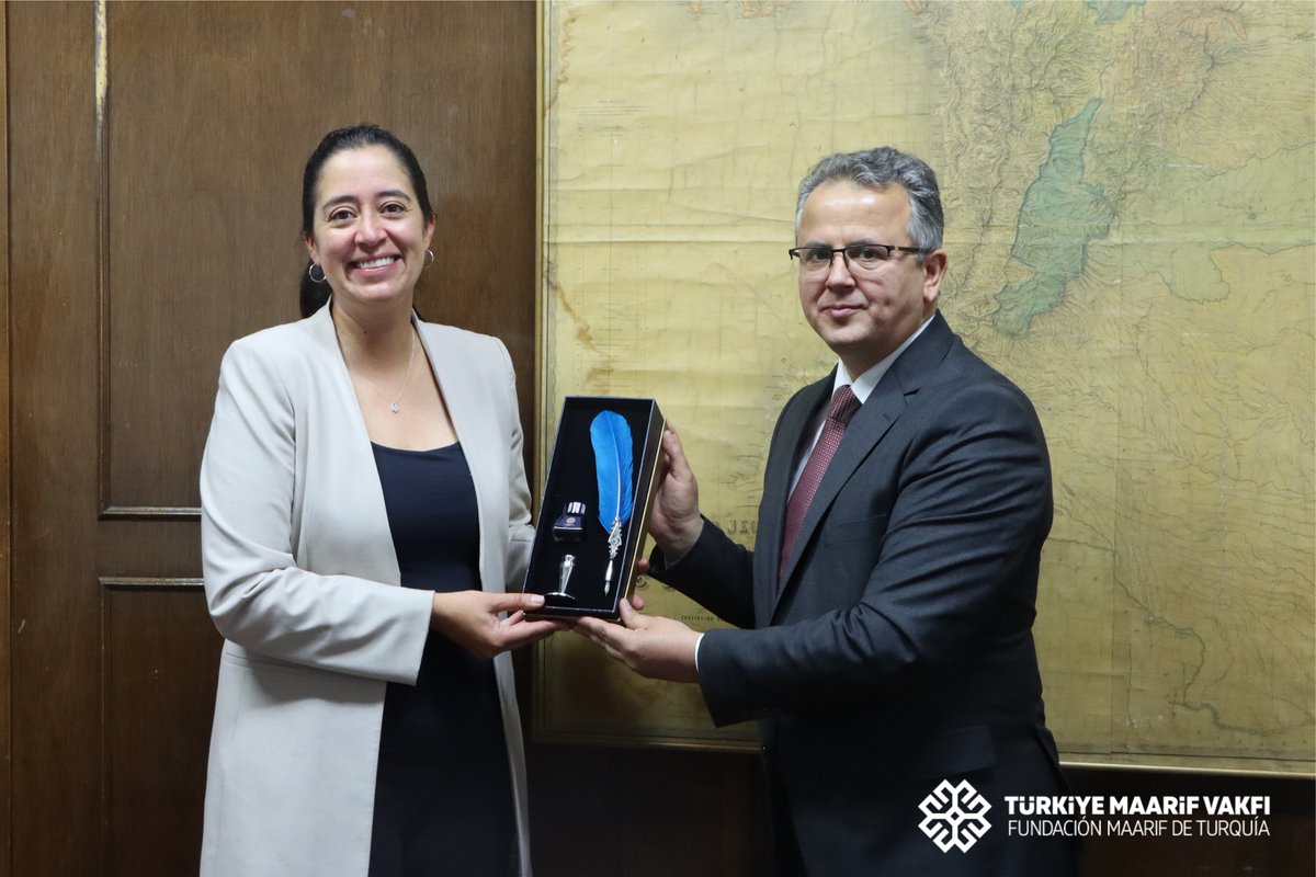 El día de ayer recibimos la visita del Señor Bülent Çiftçi, miembro de la junta directiva de la Fundación Maarif de Turquía en todo el mundo, y el Señor Abdullah Yılmaz, encargado de la Región Latinoamerica en nuestra entidad.