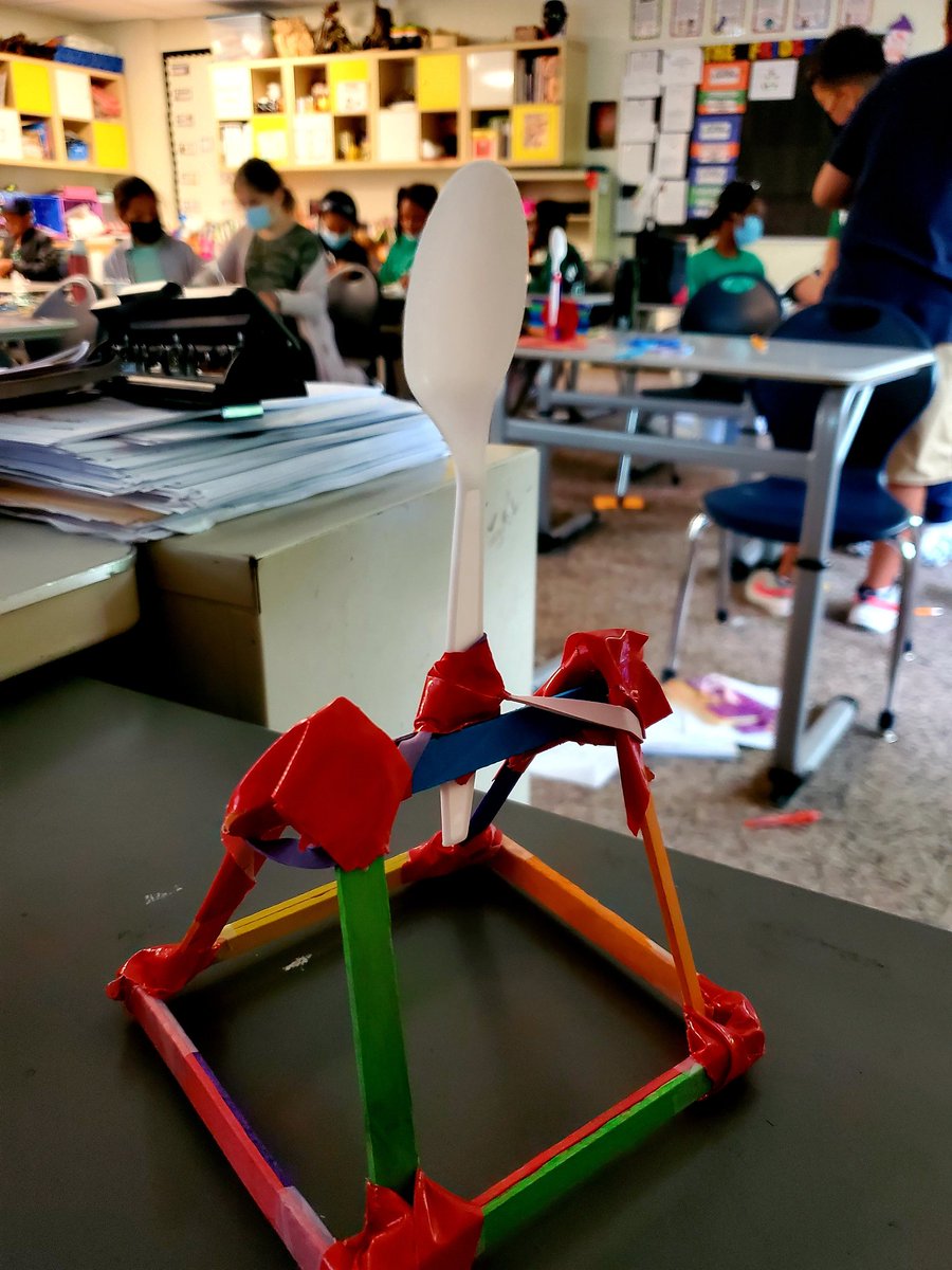 FabFauvelle's tweet photo. Students in @FabFauvelle started construction on their catapults. Whose catapult will shoot the farthest? We will find out next week! @FoxboroughRCS @ScienceFRCS https://t.co/IIGPxdSN73