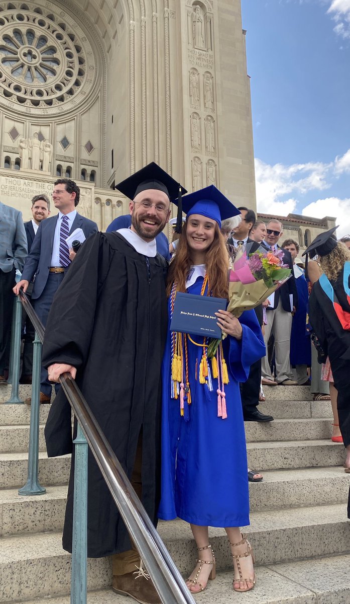 mnvicenteee's tweet photo. Me and @MeehanEDU at our graduation! #MeehanNation #TeacherBestie https://t.co/mFCd2DW1L7