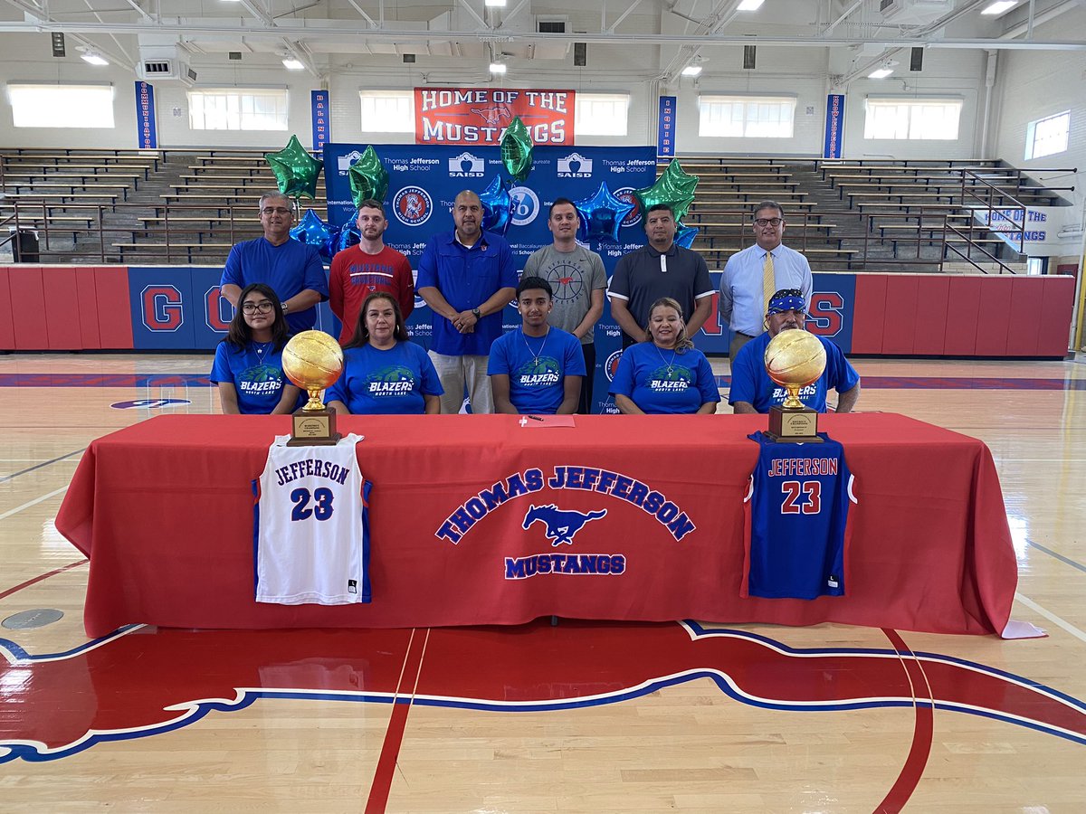 Congrats to @asanmiguel03 and <a href="/23JosephRincon/">Joseph Rincon</a> on making it official today! Aaron has signed to play at New Mexico Highlands University and Joseph has signed to North Lake College!