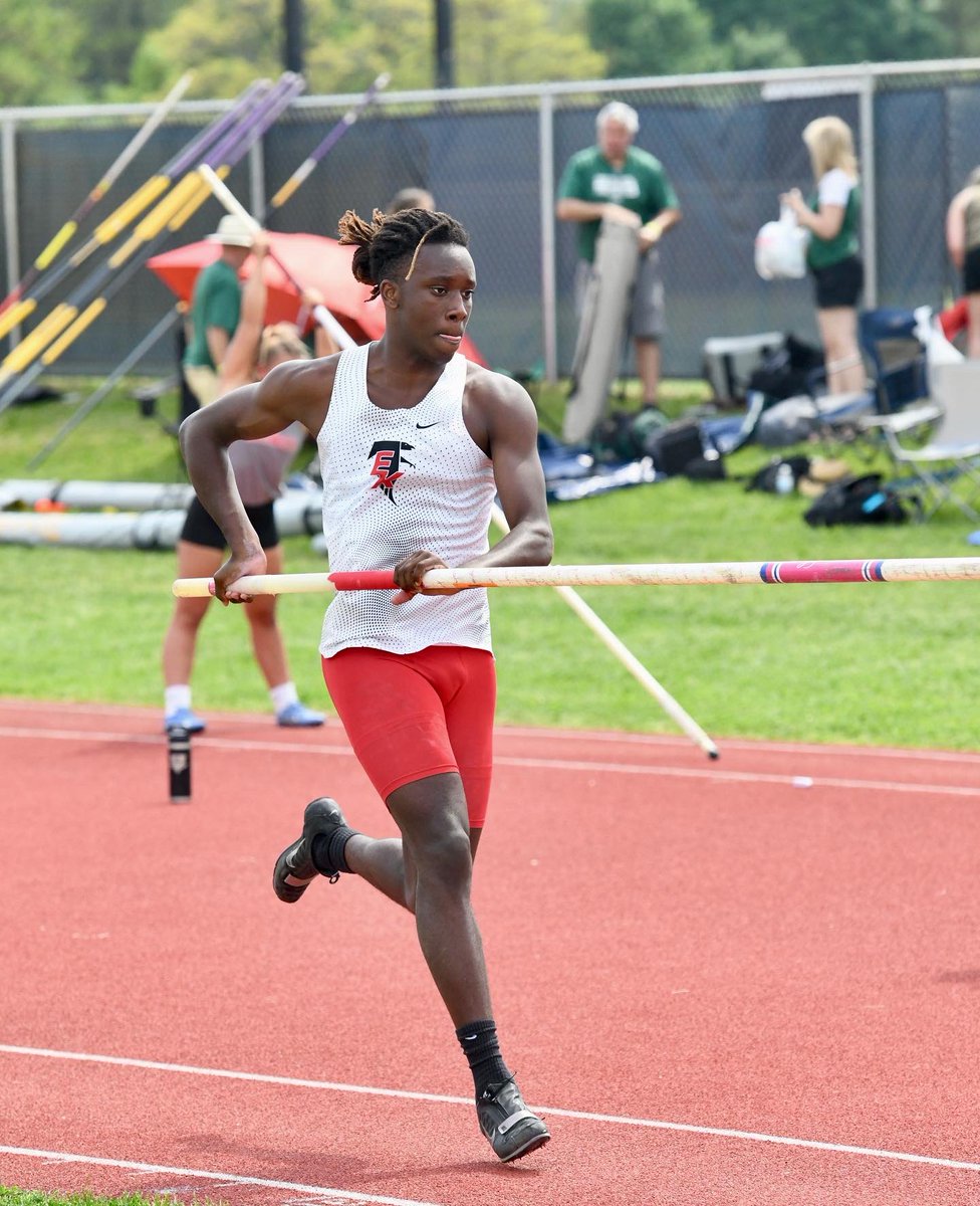 East Kentwood Track & Field tweet media