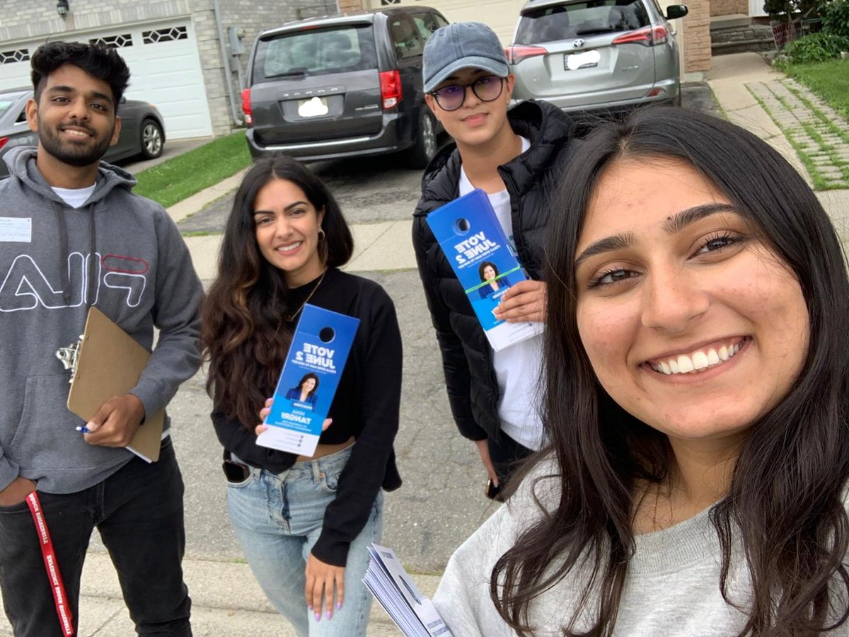 ninatangri's tweet photo. Today is your last chance to vote, #Mississauga #Streetsville.

Polls close by 9pm.

#TeamTangri getting it done down to the last hours! https://t.co/6GdqHM2q1H
