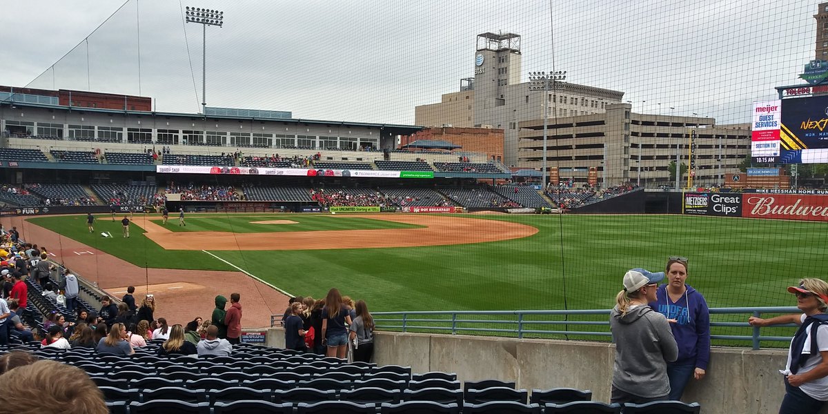 Michael_R_AMS's tweet photo. Throwback to the Mud Hens game! #BAMSCE #AMSThrowbackThursday https://t.co/zrofgVhslk