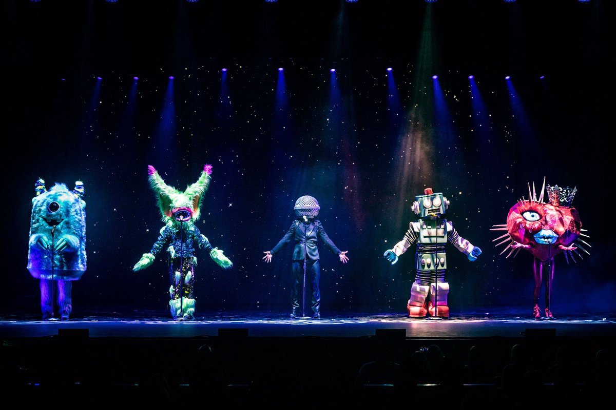 syrlandmark's tweet image. Get a glimpse into the fun-filled night of music and mayhem that is #TheMaskedSingerTour! All your favorite characters from the show, electric live performances from @natashabedingfield, and a local celebrity unmasked EVERY night 🎭