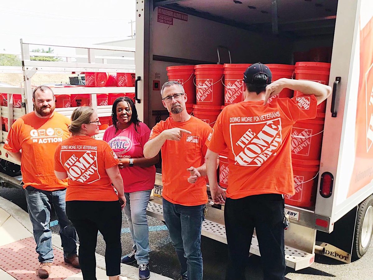 VM_Center's tweet photo. 9 local @homedepot stores rallied to deliver over 240 home care kits to Edison 64 Veterans Community!
Home Depot is a proud supporter of Edison 64 Veterans Community. We wouldn’t be where we are without them and are endlessly grateful for their ongoing partnership. https://t.co/j4op20nOdY