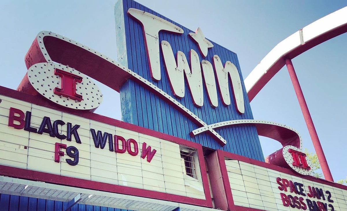 driveindoc's tweet photo. BACK TO THE DRIVE-IN at the amazing TWIN Independence MO double feature Top Gun Maverick June 6 Drive-in Day!  👏🏆🎥 @TopGunMovie @TomCruise @yogoldsmith @bbtheatres 
https://t.co/vsuRaOCDHE
#TopGunMaverick #driveinday #independentfilm #driveintheater #driveins #documentary https://t.co/G7lY4GRHeH