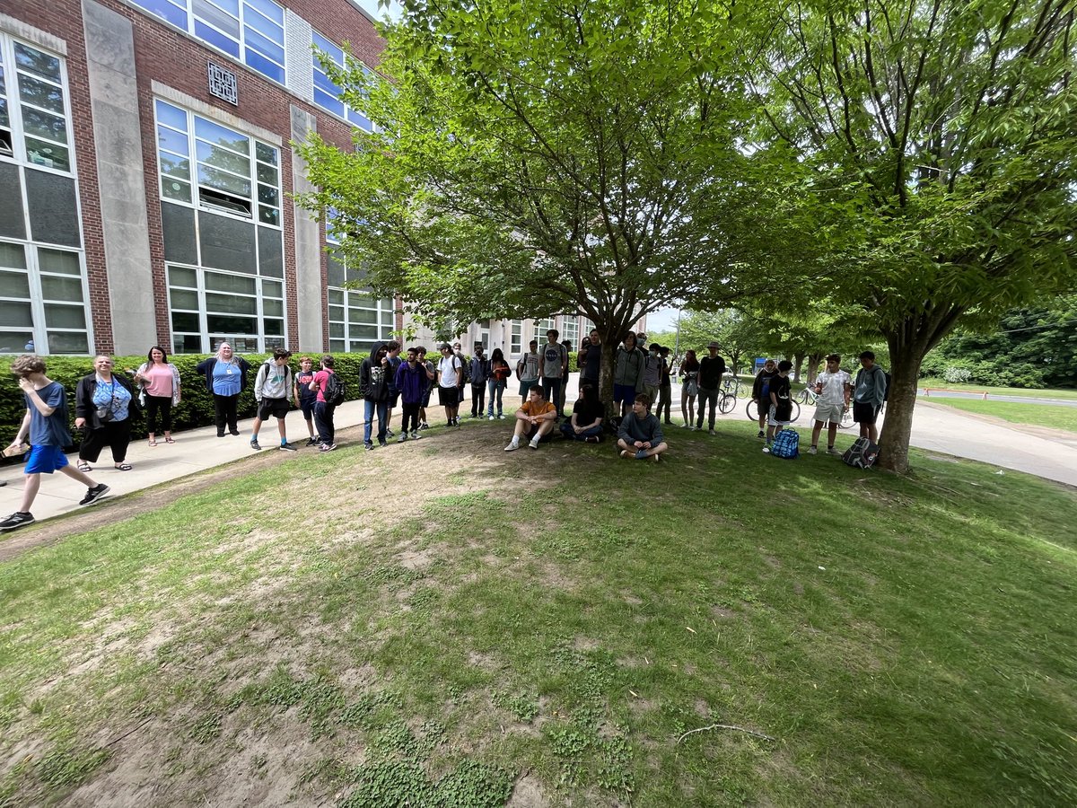 techmolly's tweet photo. It’s always great to see our IT Pathways seniors complete their programs and go on to do amazing things w work &amp; college programs. I’m glad we could celebrate today—here are some spotlights: https://t.co/yH31FVsqQy