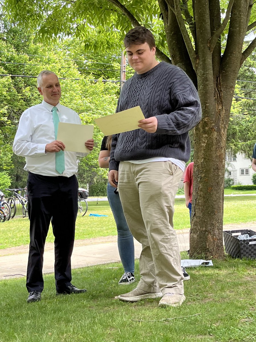 techmolly's tweet photo. It’s always great to see our IT Pathways seniors complete their programs and go on to do amazing things w work &amp; college programs. I’m glad we could celebrate today—here are some spotlights: https://t.co/yH31FVsqQy