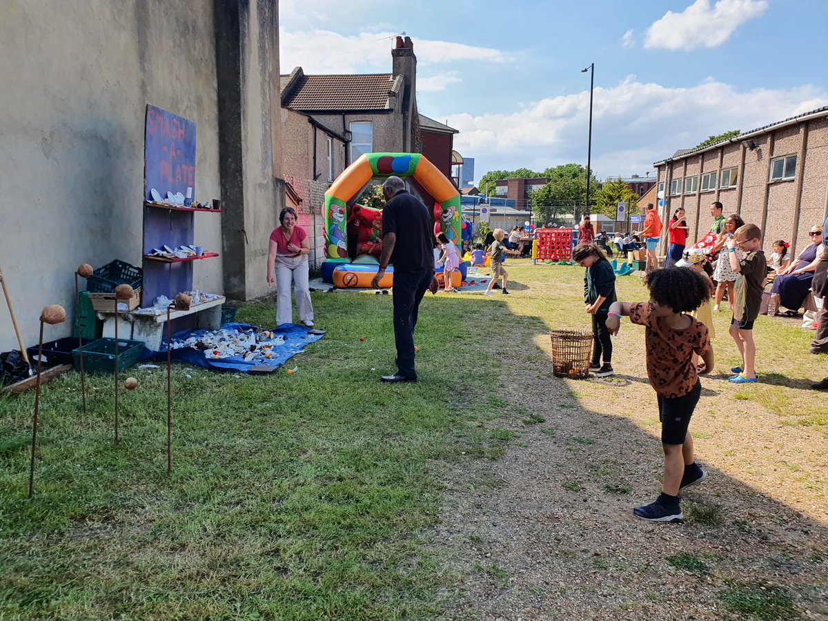 Today 11th Newham West celebrated two 70th anniversaries.
During their family day to celebrate the Jubilee, Don Squire was presented with his 70 Years Service Award.

An amazing achievement!

<a href="/matthyde/">Matt Hyde</a> <a href="/BearGrylls/">Bear Grylls OBE</a>