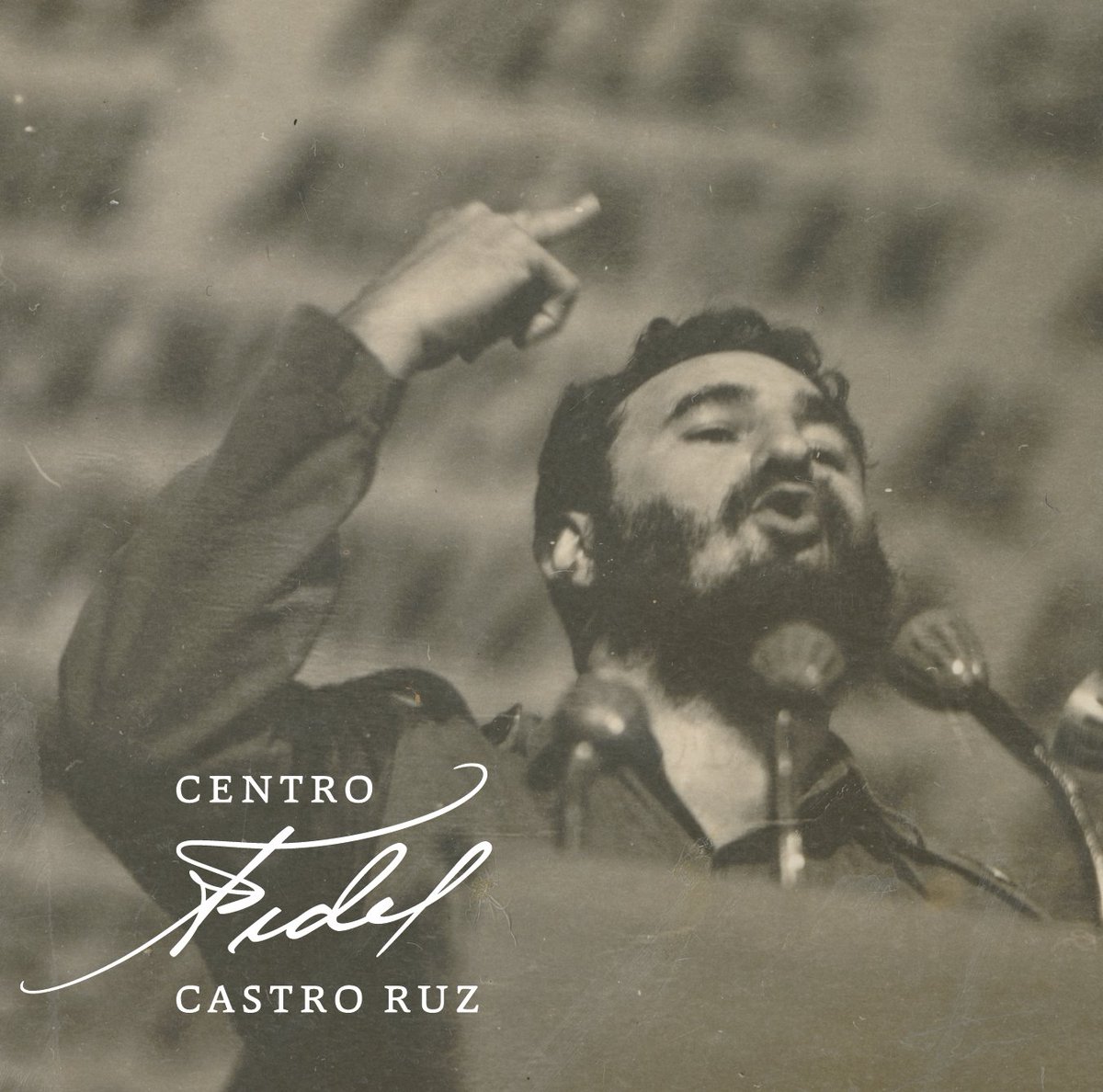 centrofidel's tweet photo. #Fidel:"El temor, el terror, puede intimidar a los cobardes, ¡pero no intimidará jamás a los revolucionarios, y menos a los revolucionarios que luchan por su patria, por su pueblo, (...) por los oprimidos; mucho menos jamás a los revolucionarios marxista-leninistas!". #FidelVive https://t.co/C0PVpgUNg6
