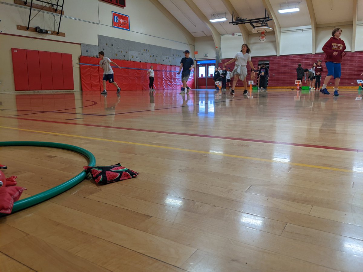 TMSHyLo's tweet photo. The TMS Olympics continue with a bit of Conehole  Madness!  Cardio, hand eye coordination, teamwork, joy... An amazing day of competition!  @TumwaterSDNews @TMSFirewolves @TMSBigMac https://t.co/XDM6KQ8IiV
