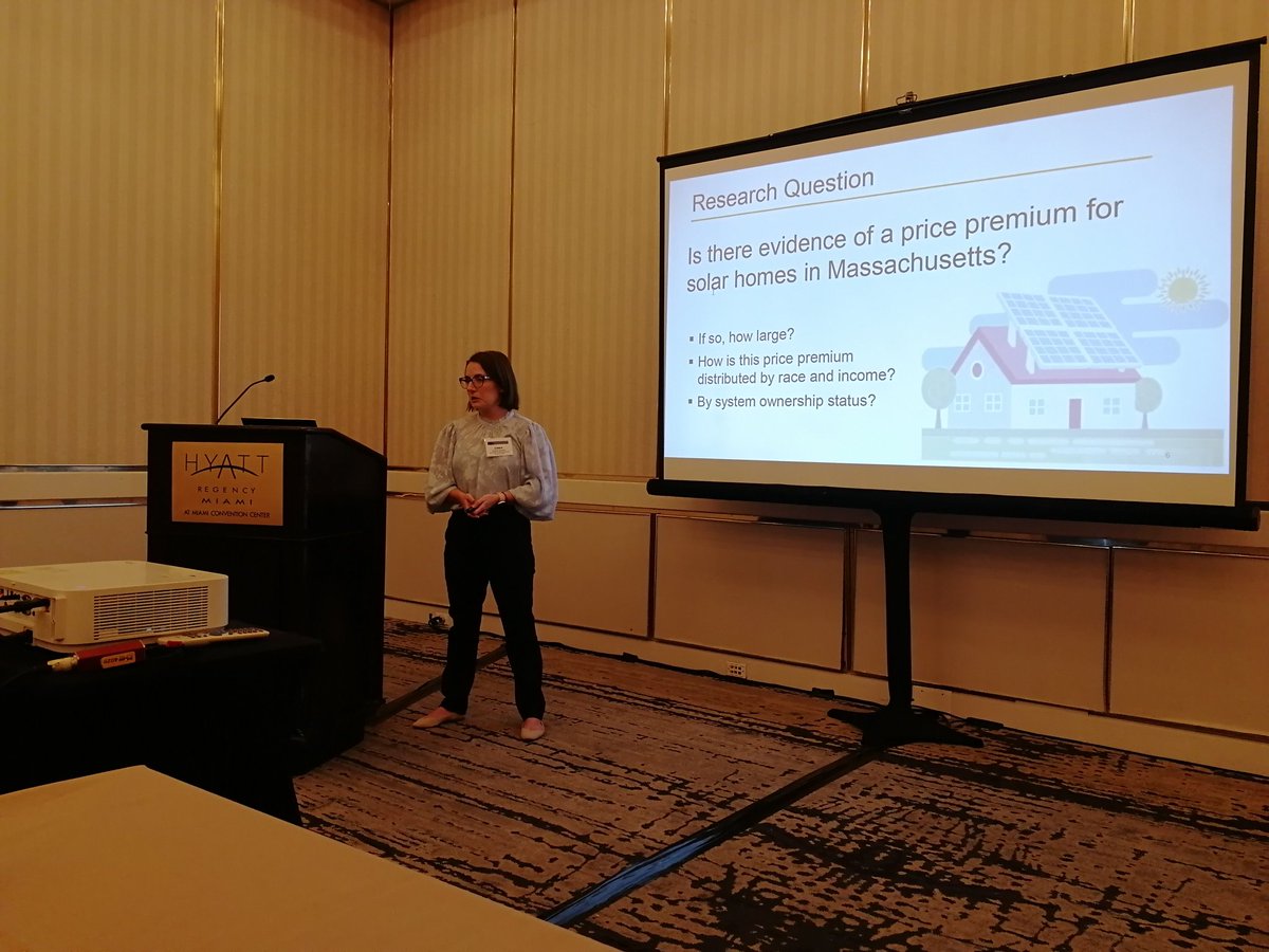Robert Germeshausen (@rgermesh) on Twitter photo <a href="/emmanomics_/">Emma Grazier</a> Thank you very much, <a href="/emmanomics_/">Emma Grazier</a> ! It was a very interesting session! And here is a picture also from your talk! <a href="/emmanomics_/">Emma Grazier</a> Thank you very much, <a href="/emmanomics_/">Emma Grazier</a> ! It was a very interesting session! And here is a picture also from your talk!