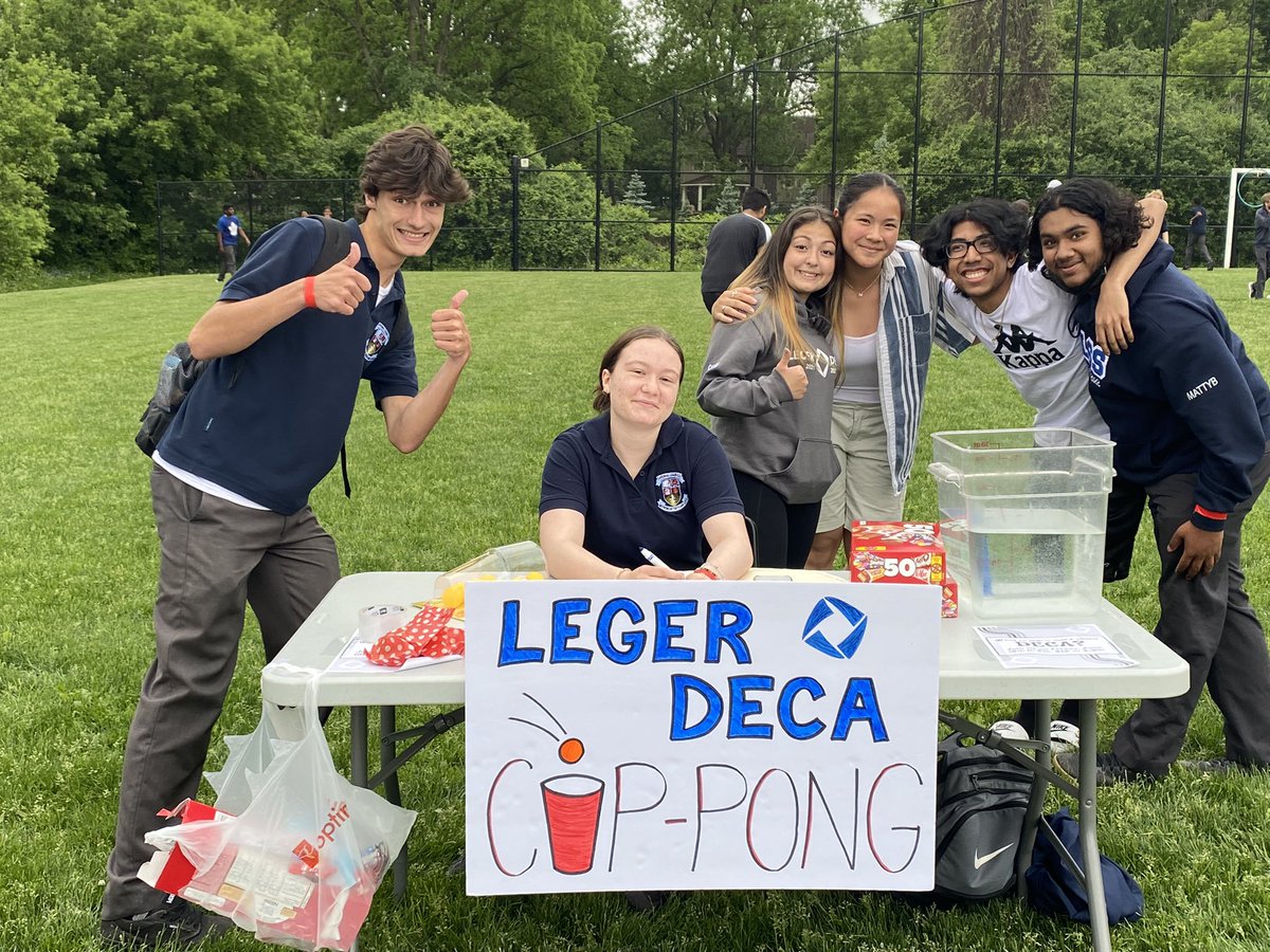 WendyLarm's tweet image. The carnival @CardinalLegerSS is happening right now! Check out the water pong @legeraced booth! To find out more about us, join us for an info session coming soon! #LancerLearning @ms__defilippis