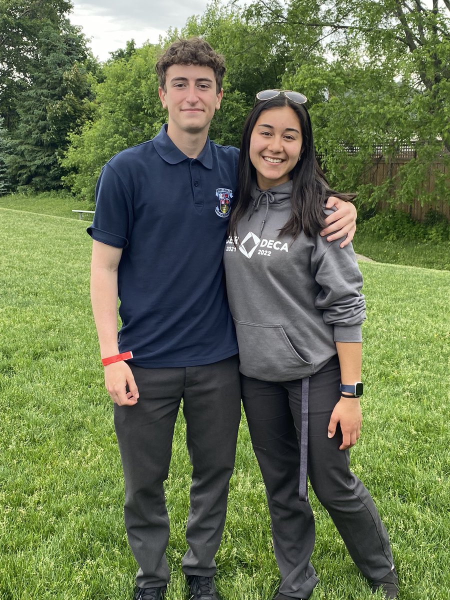 WendyLarm's tweet image. The carnival @CardinalLegerSS is happening right now! Check out the water pong @legeraced booth! To find out more about us, join us for an info session coming soon! #LancerLearning @ms__defilippis