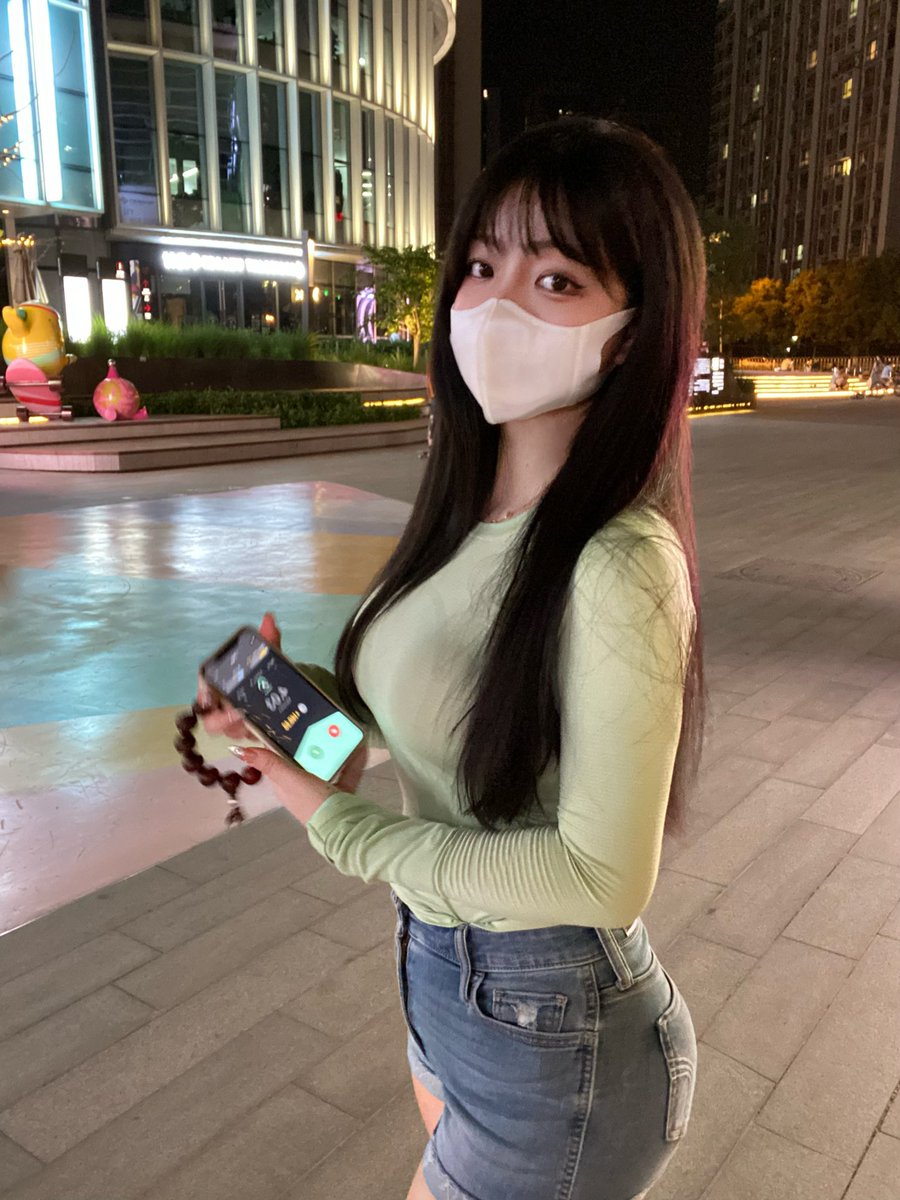 luckybb tweet media