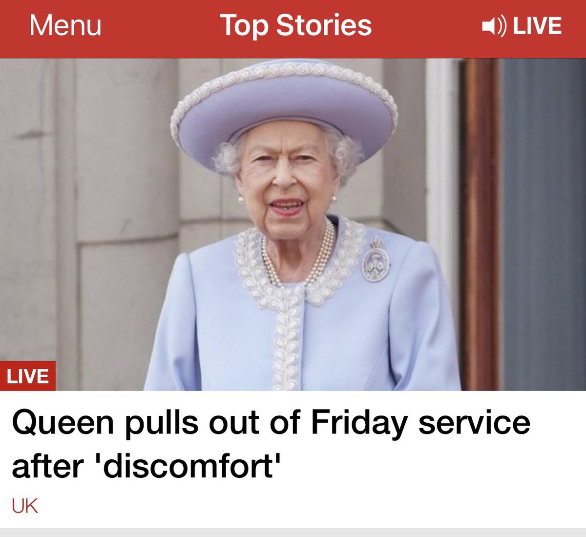 StillAwake3's tweet image. Anyone else getting these vibes?  😅🤦‍♀️ #PlatinumJubilee