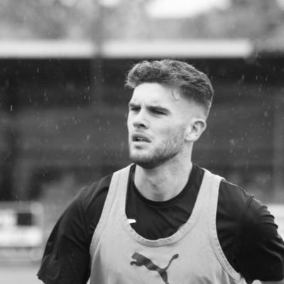 Today, we can reveal the next four players to commit to Hallam's cause for the coming season;

Steven Wankiewicz
Alfie Hayes-Daubney
James Gregory
Ethan Blackbourn

Welcome back, gents. We get ready to do it all again! 👊🏻💙

#HallamFC
