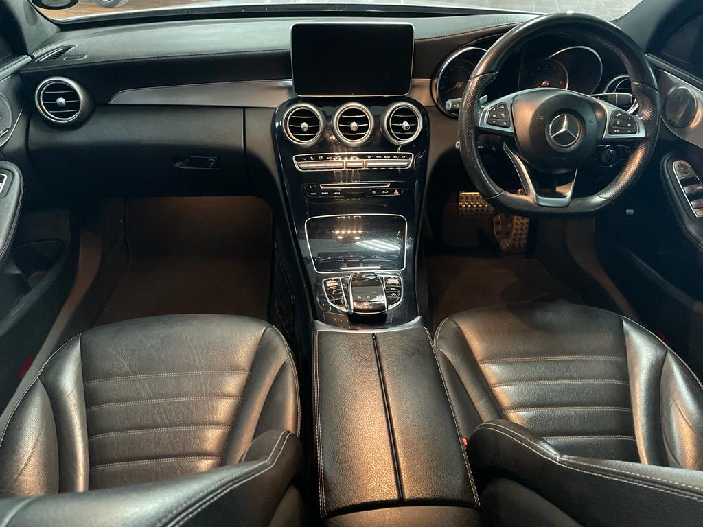 Wind264's tweet image. Drive with Windgat 🦏
2014 Mercedes Benz  c250 avant-garde.
123 000km
Very beautiful machine.
390k
Finance available /nationwide delivery.
Whatsapp:0735373812

Please retweet my clients might be on your timeline. ❤️