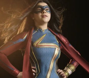 DiscussingFilm's tweet photo. Iman Vellani used to cosplay as Ms. Marvel for Halloween and people at school thought she was The Flash.

Next week, she stars as the lead in #MsMarvel for Disney+ https://t.co/2B2rz10EUP