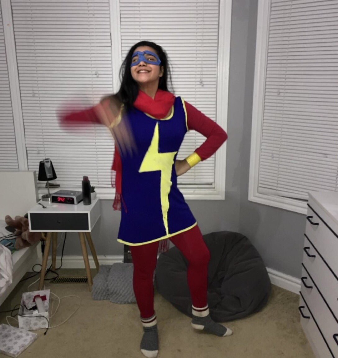 DiscussingFilm's tweet photo. Iman Vellani used to cosplay as Ms. Marvel for Halloween and people at school thought she was The Flash.

Next week, she stars as the lead in #MsMarvel for Disney+ https://t.co/2B2rz10EUP