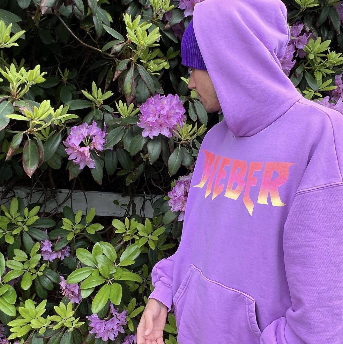 bieberfever's tweet image. New merch!!! Yes, please!!!