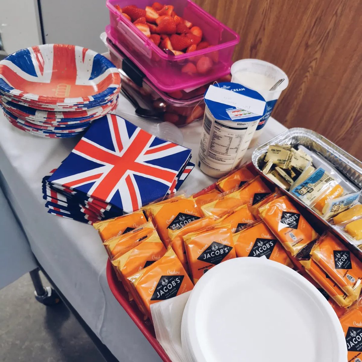 Great day today! Strawberries and cream cheese and/or cheese and crackers for tea @ 3 today.