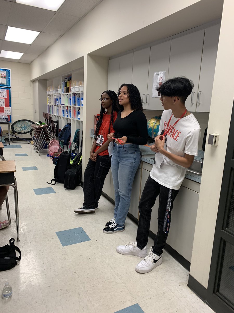 BASD Clearview🐾 tweet media