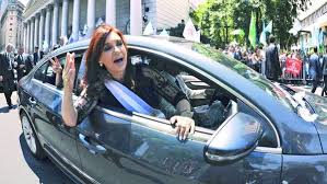 CrisKomandante's tweet photo. Sueño con esto. Uds ? 
#cristina2023 https://t.co/jjpJosg2vB