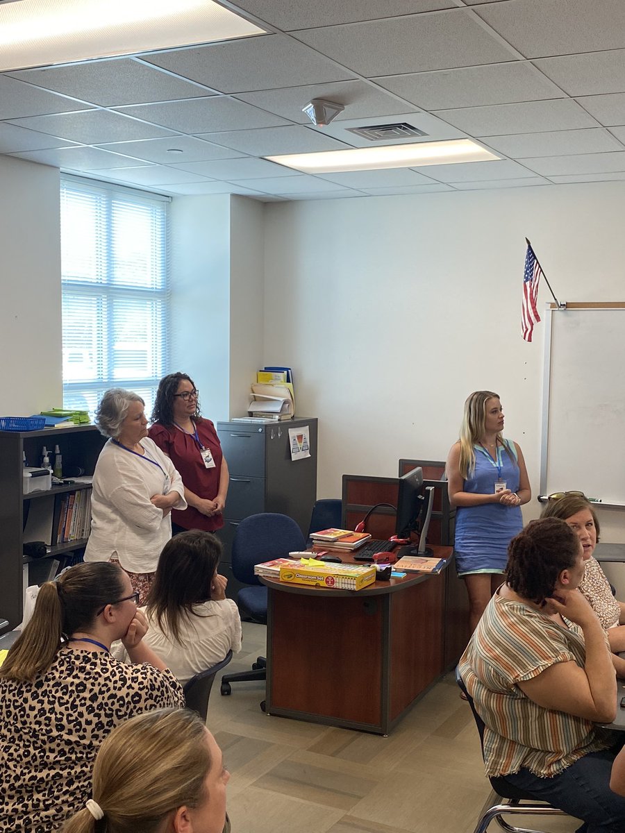 GatorNationLiteracy tweet media