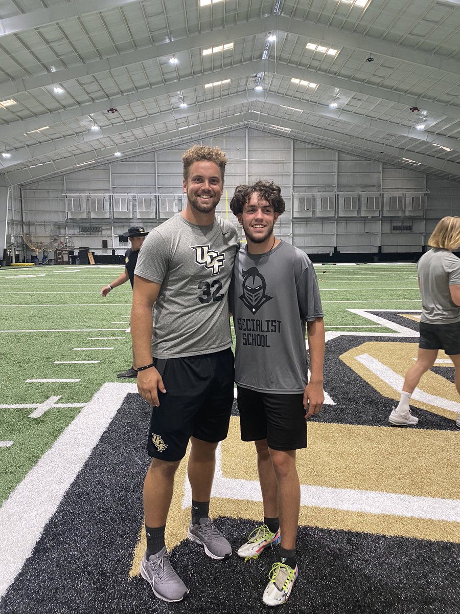 Thank you for all the tips today at the <a href="/UCFSpecialists/">UCF Specialists</a> camp. Had fun at the camp and learned a lot. @AlexWard_32 <a href="/tyl3rp4ul/">Tyler Paul</a> <a href="/CoachB_Blackmon/">Brian Blackmon</a> <a href="/LongSnappingLS/">Long Snapping Lifestyle</a> <a href="/Recruiting_LS/">Long Snapper Recruiting</a> <a href="/coachlorenzano/">Shaun Lorenzano</a> <a href="/UCF_Football/">UCF Football</a> <a href="/LHHS_Athletics/">Lake Howell Athletics</a> <a href="/BenLarsonUCF/">Ben Larson</a>