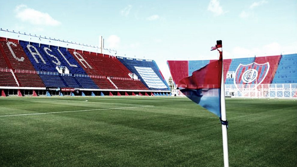 CuervosChajari's tweet photo. Contando las horas para verte mi amado ciclón! ❤️💙❤️
#SanLorenzo https://t.co/LXvSdqa4kH