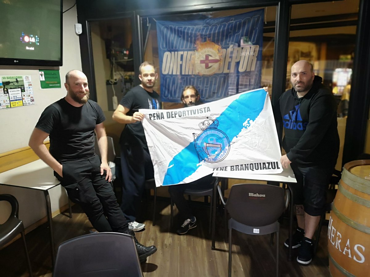 Fenebranquiazu1's tweet photo. @RCDeportivo #ONFIRECODÉPOR https://t.co/ytPHVikkWe
