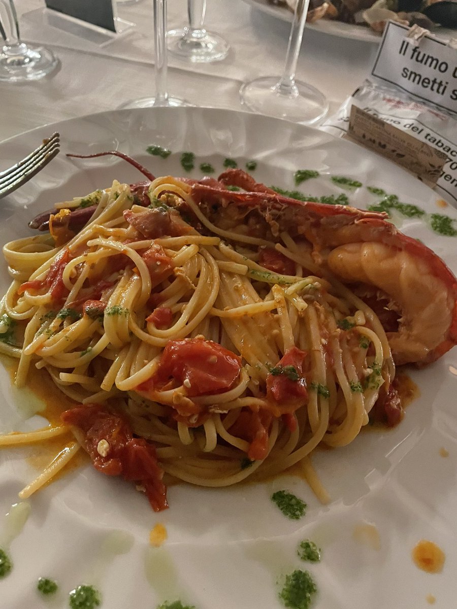 henryd_aniello's tweet photo. Lobster dinner!!! #EEDNaples https://t.co/adl5MrKXUj