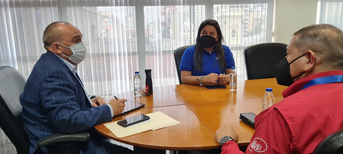 torrealbaf's tweet photo. Reunido con el MG Jesús Aldana y el equipo de talento humano de @salaprensaCantv, planteando las consideraciones para llegar en el menor tiempo posible a una fructífera convención colectiva para l@s Trabajador@s de esta importante empresa de telecomunicaciones.

#VenezuelaComunal https://t.co/HNFeacLzFE