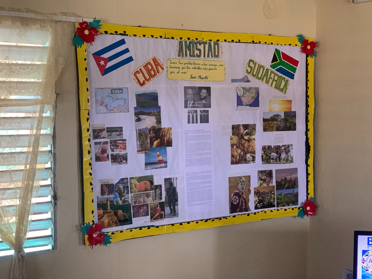 SAEmbCuba's tweet photo. El Embajador Phosa visitó la escuela secundaria basica Amistad Cuba-Sudáfrica en las afueras de La Habana para interactuar con personal y los estudiantes, y se comprometió a regresar con más información sobre la historia de Sudáfrica y @NelsonMandela en el #DíaMandela. @AMO_icap https://t.co/43EYVVSdmS