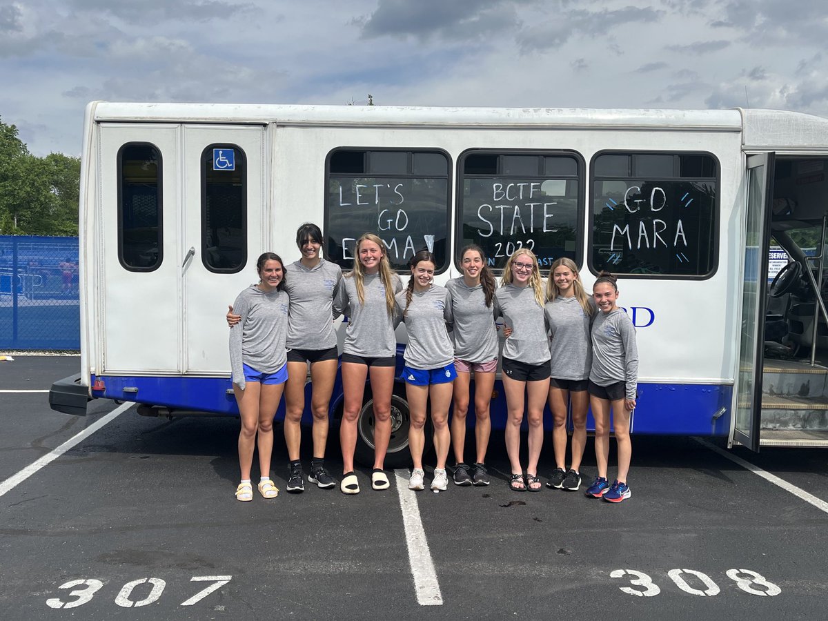 BCHSTrack1's tweet image. And the girls team is off to state!! Good luck ladies! 💙🤍