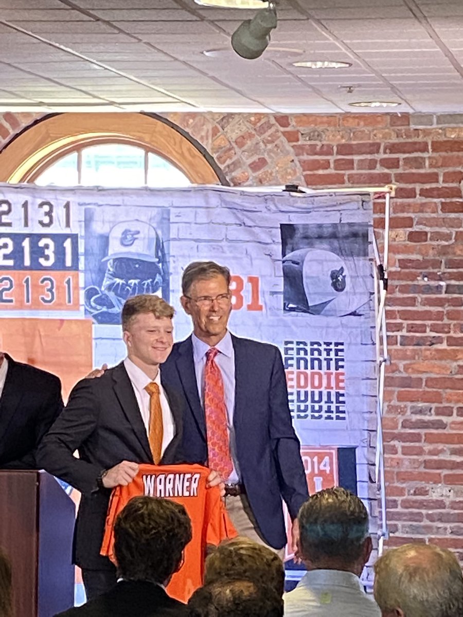 ChrisWa44911041's tweet photo. Corbin and his teammates getting their commemorative jersey for Sunday’s Brooks Robinson All-Star game . Jake and John from Arundel, and Nick from Broadneck. They were all teammates on the Maryland  Monarchs. As well. https://t.co/MzKcsItvEB