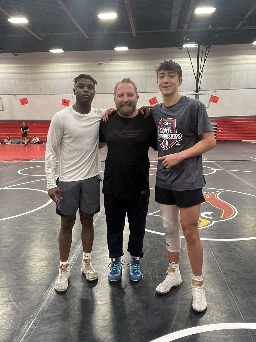 DavidRayIV's tweet photo. Great camp this week held by @OliverPierce157 and Melissa HS. Thank you to featured coaches @CoachSlay and Ophir Bernstein. https://t.co/pAaNc3ymTc